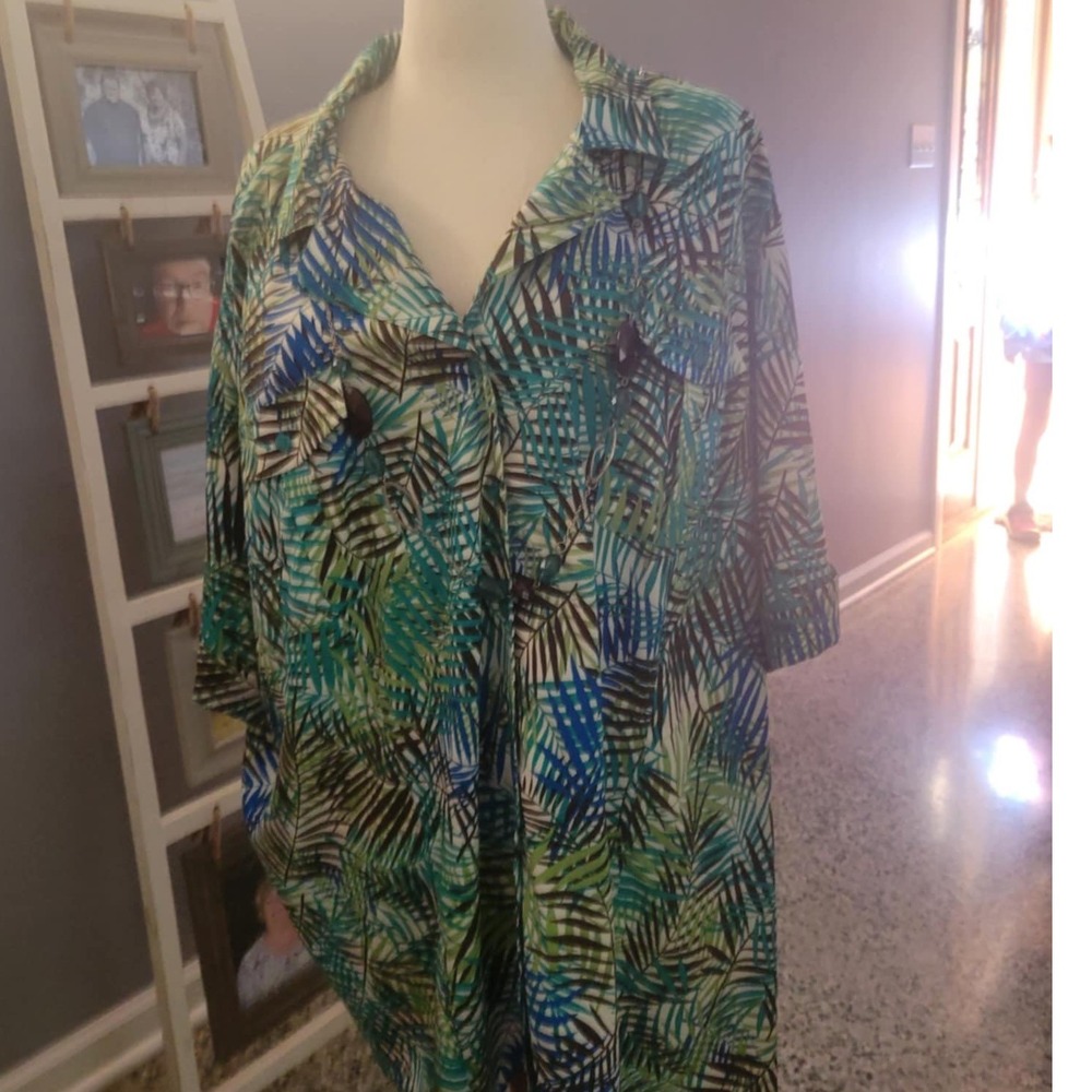 Maggie Barnes 5X Tropical Palm‎ Print Button Front Shirt Top Blouse